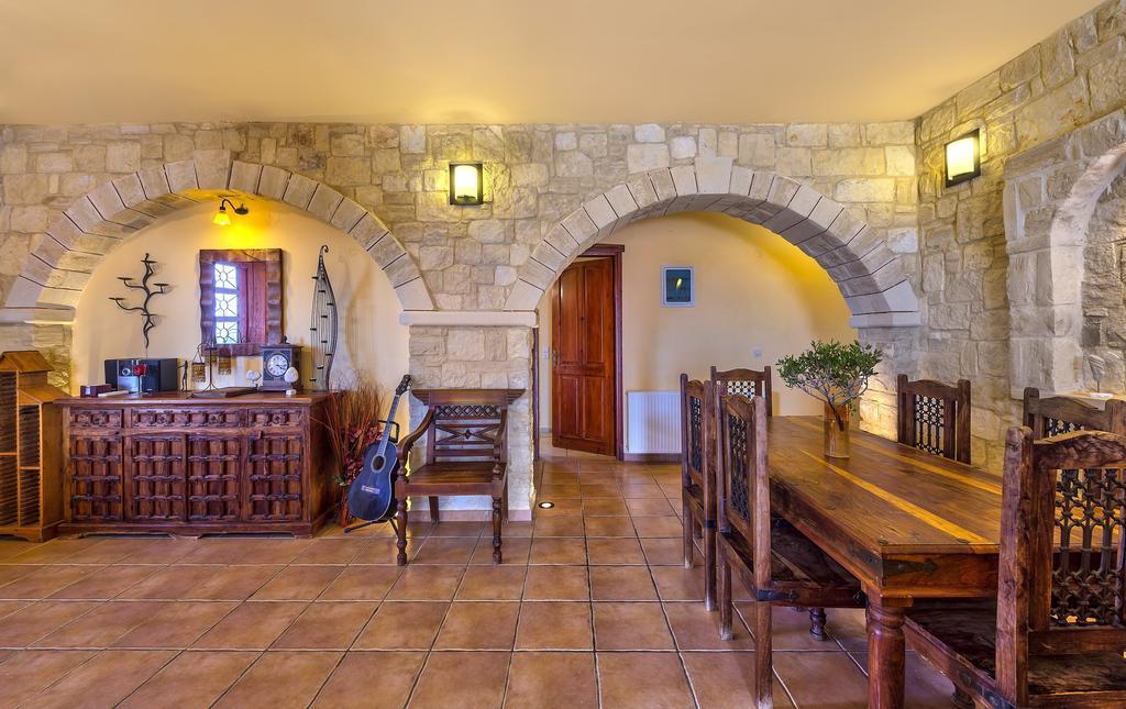 Amazing In Crete * Астерион